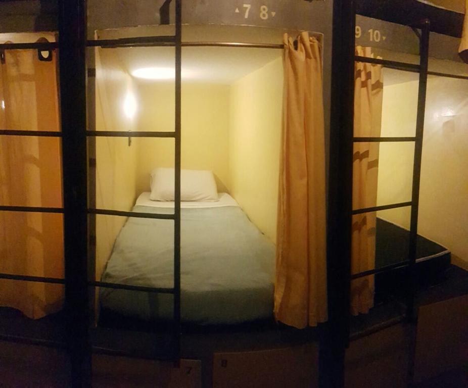 The Pod Sp & Bar *